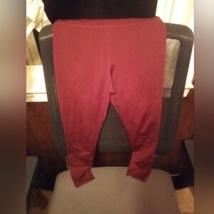 American Eagle Red Capri Leggings